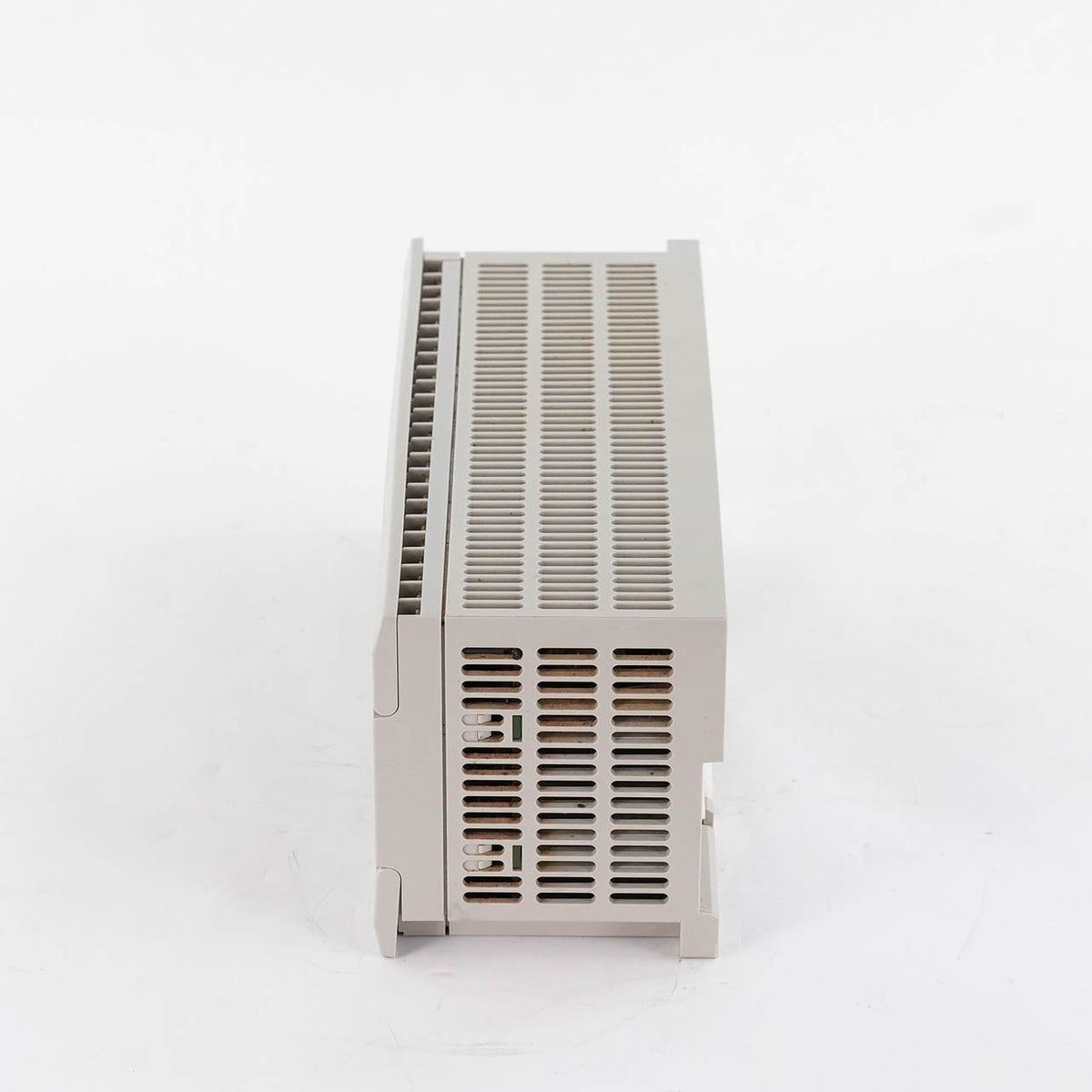 Allen Bradley 1761-L32BWA Ser E MicroLogix 1000 PLC 20 In 12 Out 120/240VAC
