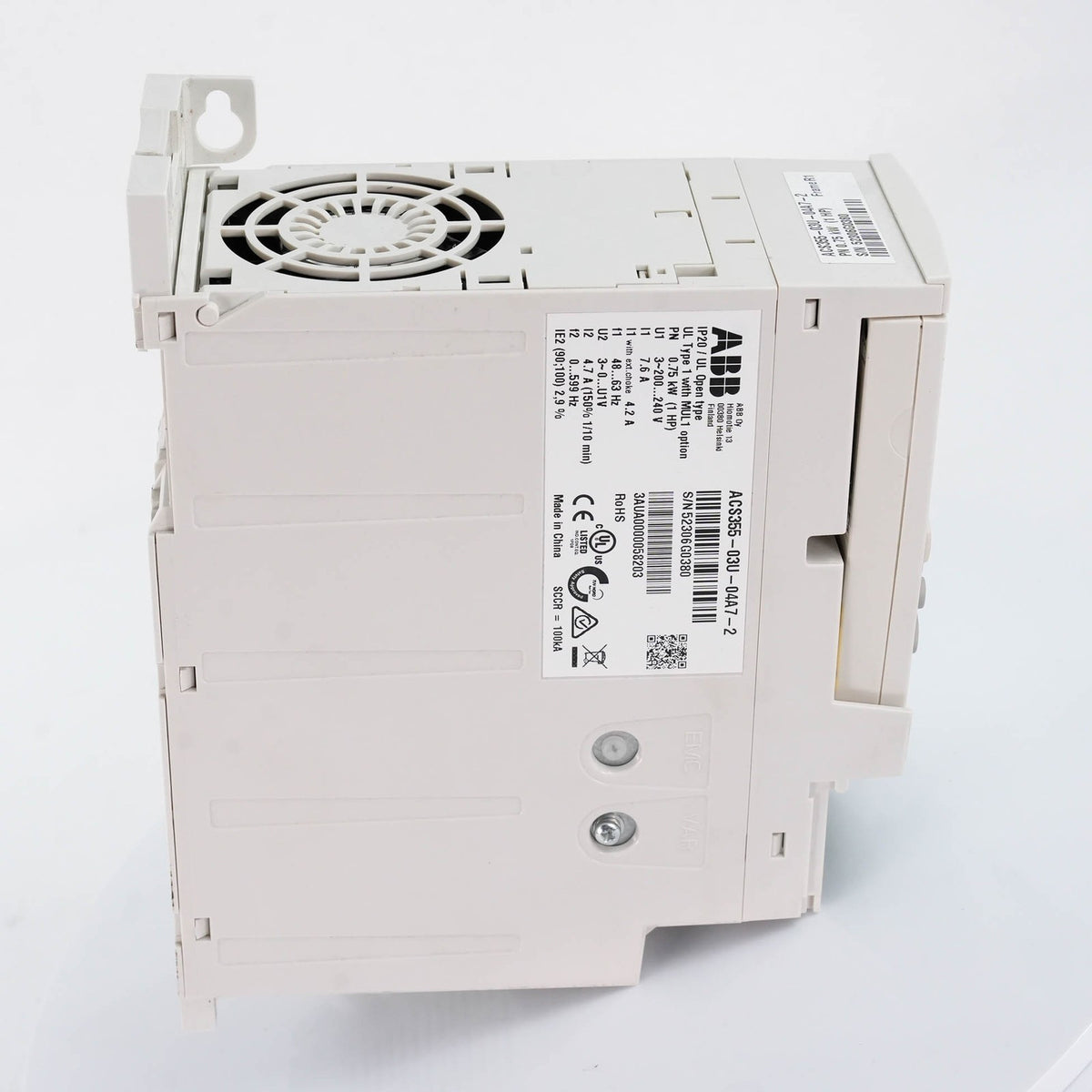 ABB ACS355-03U-04A7-2 AC Drive 3-Phase 240V 1HP 4.7A IP20 ACS35503U04A72 VFD