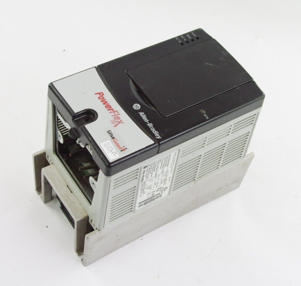 Allen Bradley 20AD3P4A0AYNNNC0 Ser A PowerFlex 70 3-Phase - For Parts or Repair