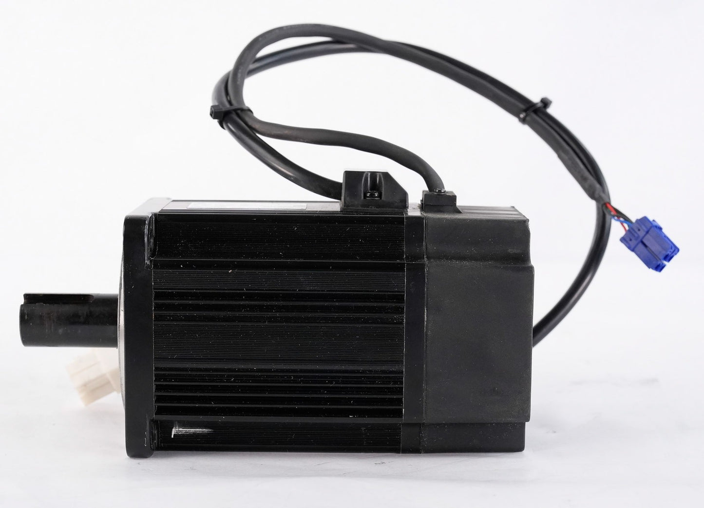 Dynamic Motor Motion 880-DST-A6HK1 AC Servo Motor 200V 0.75kW 880DSTA6HK1