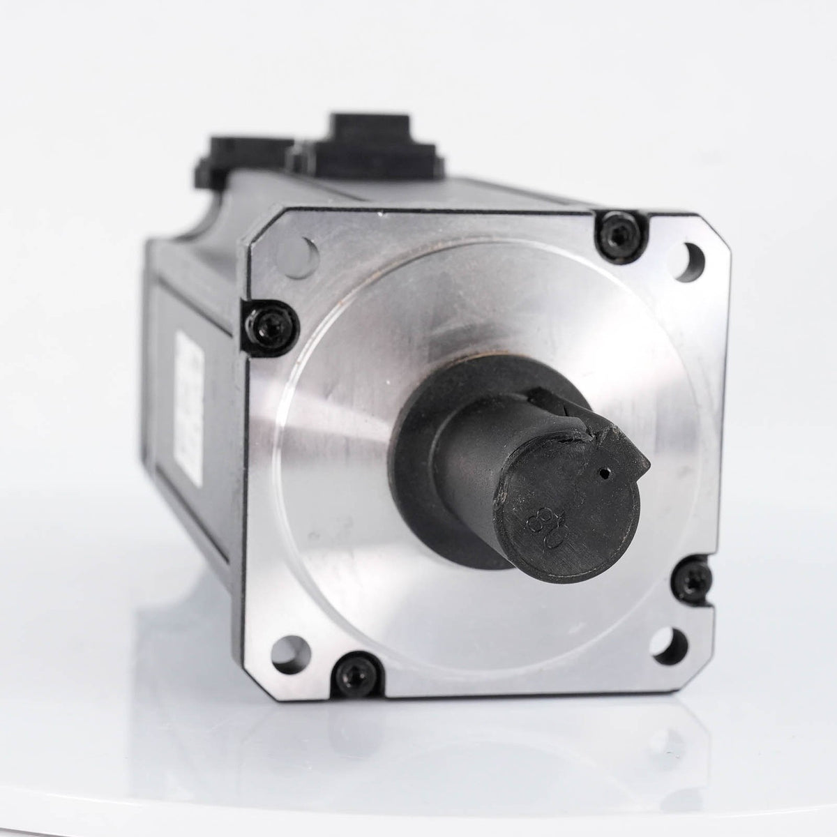 LS APMC-FCL10AMK-AD AC Servo Motor 1kW 3000RPM 3.18Nm 200V APMCFCL10AMKAD