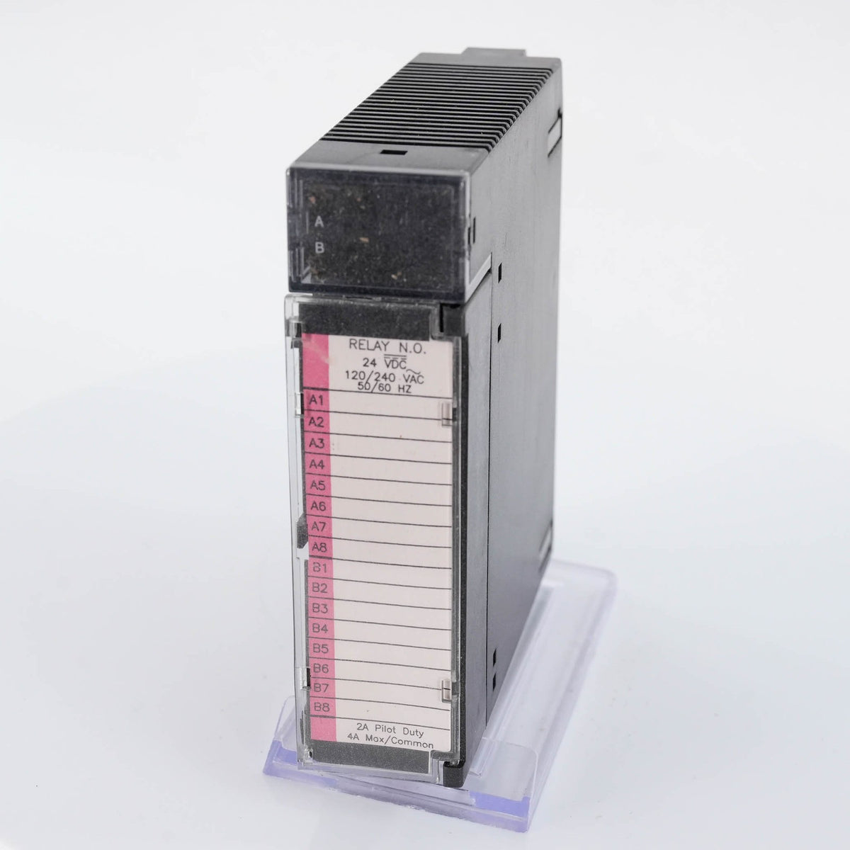 GE FANUC IC693MDL940F Series 90-30 Relay Output Module 2 Amp 16 Point