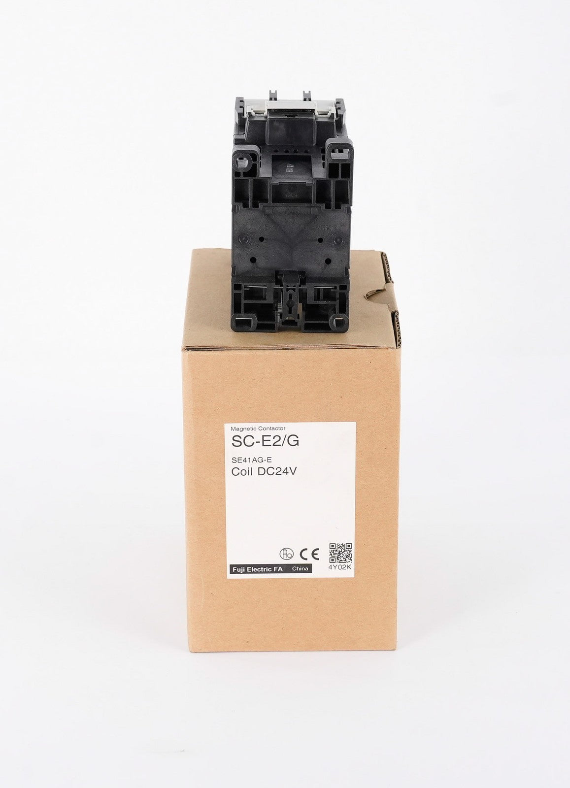 Fuji Electric SC-E2 G Magnetic Contactor 3-Pole 600V SCE2G - Open Box