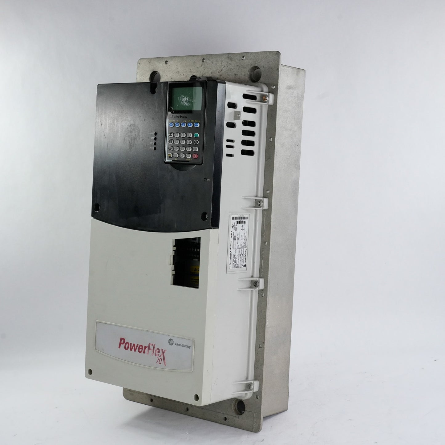Allen Bradley 20AD065A0AYNANC0 /A Powerflex 70 50HP 480V AC Drive