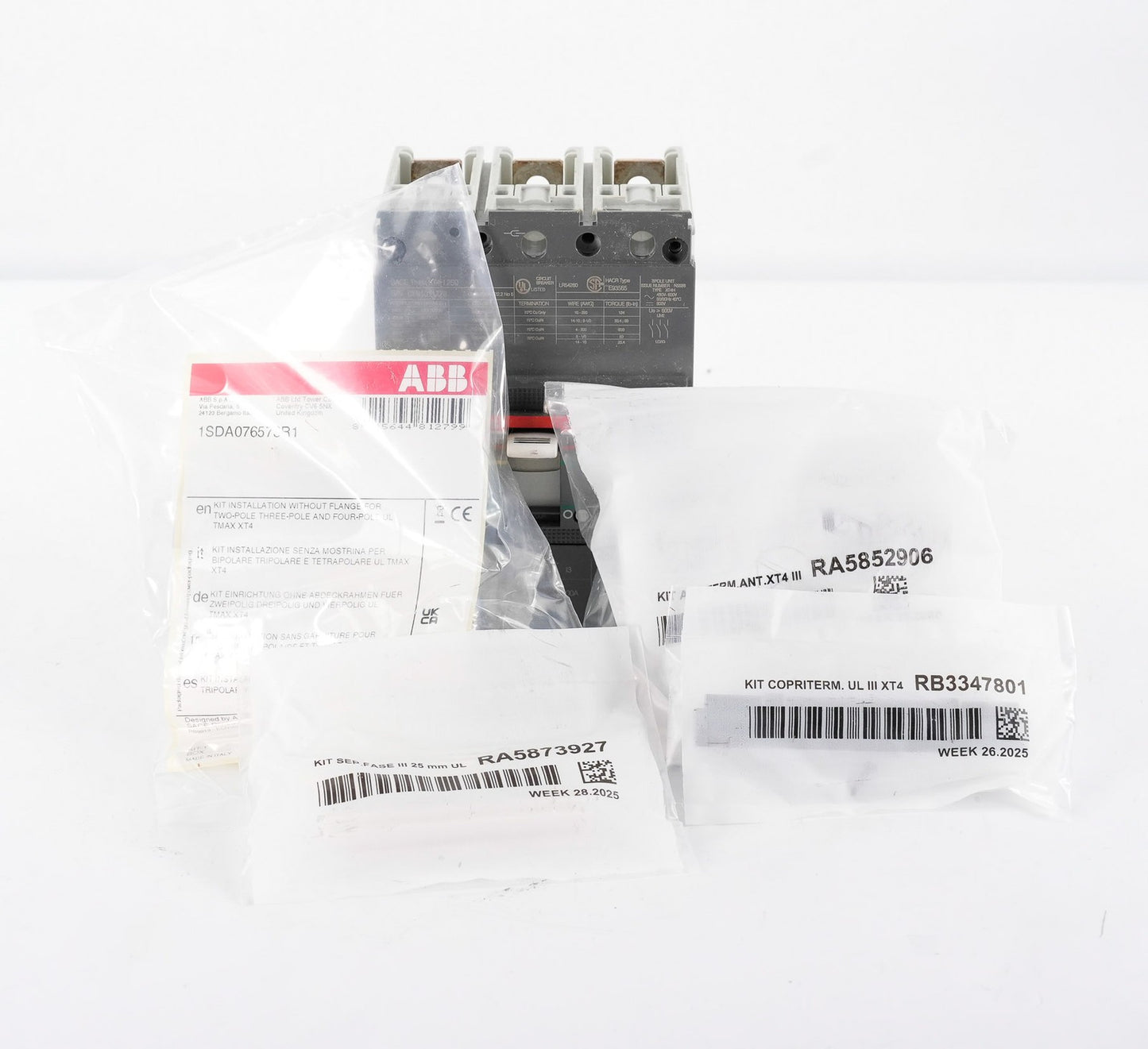 ABB SACE Tmax XT4H 250 Circuit Breaker 1SDA080080R1 XT4HU3150AFF000XXX 3p F F UL