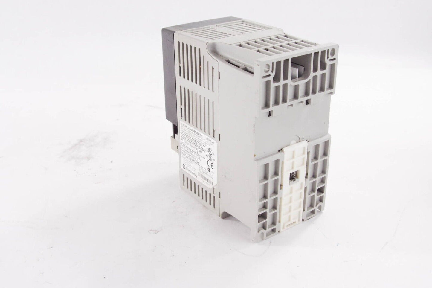 Allen Bradley 22A-D2P3N104 /A Powerflex 4 AC Drive 1HP - For Parts or Repair