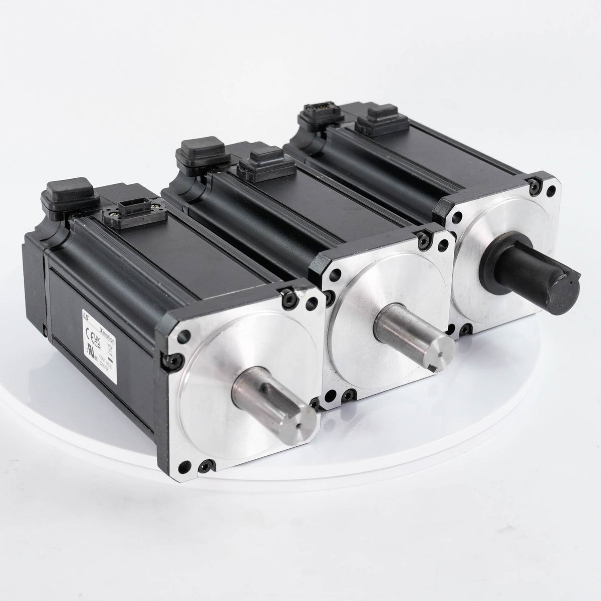 LS APMC-FCL10AMK-AD AC Servo Motor 1kW 3000RPM 3.18Nm 200V APMCFCL10AMKAD