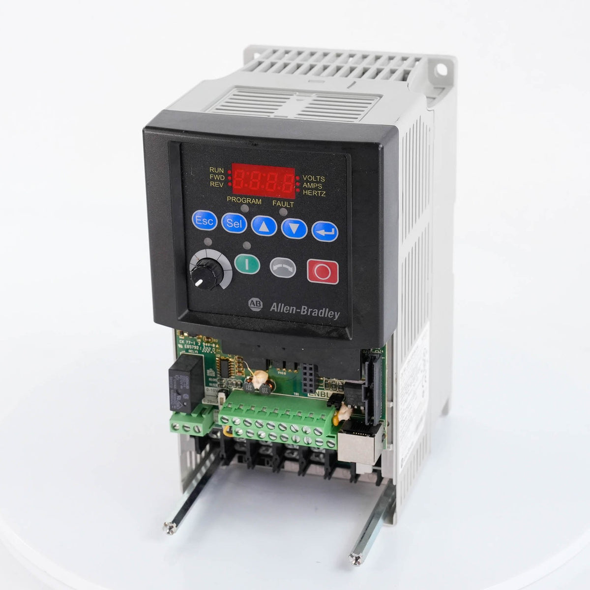 Allen Bradley 22B-D2P3N104 ser A PowerFlex 40 AC Drive 480V 3PH 0.75kW 1HP 2.3A