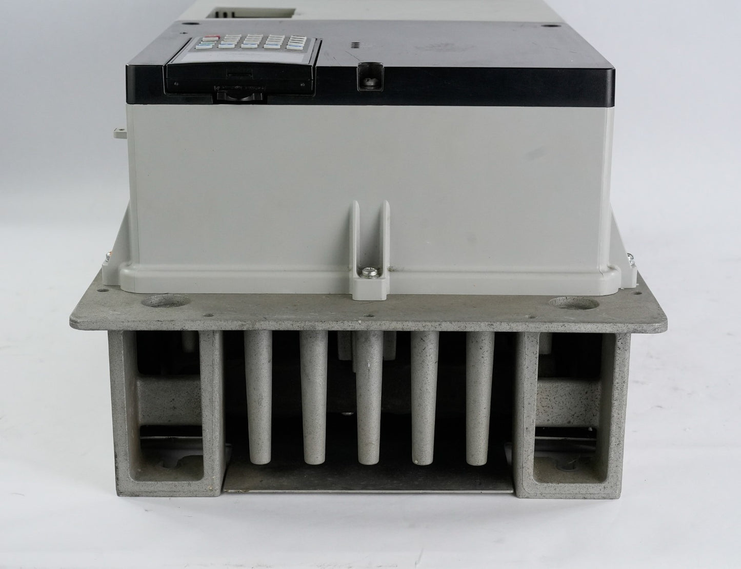 Allen Bradley 20AD065A0AYNANC0 /A Powerflex 70 50HP 480V AC Drive