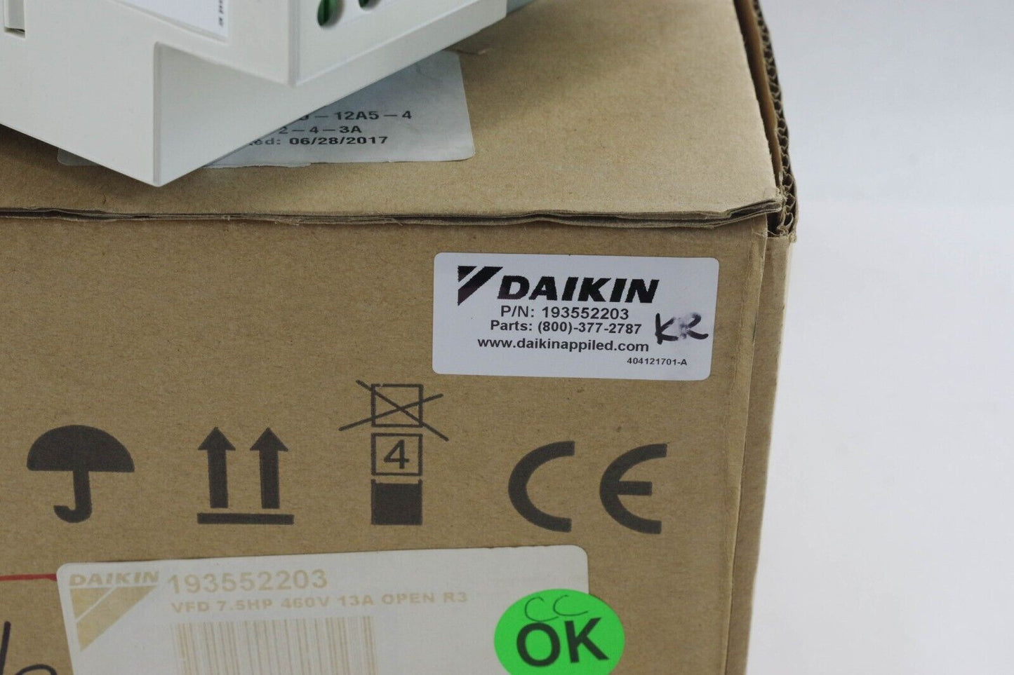 ABB ACS320-03U-12A5-4 Inverter 50/60 Hz 12.5A 11W / DAIKIN 193552203