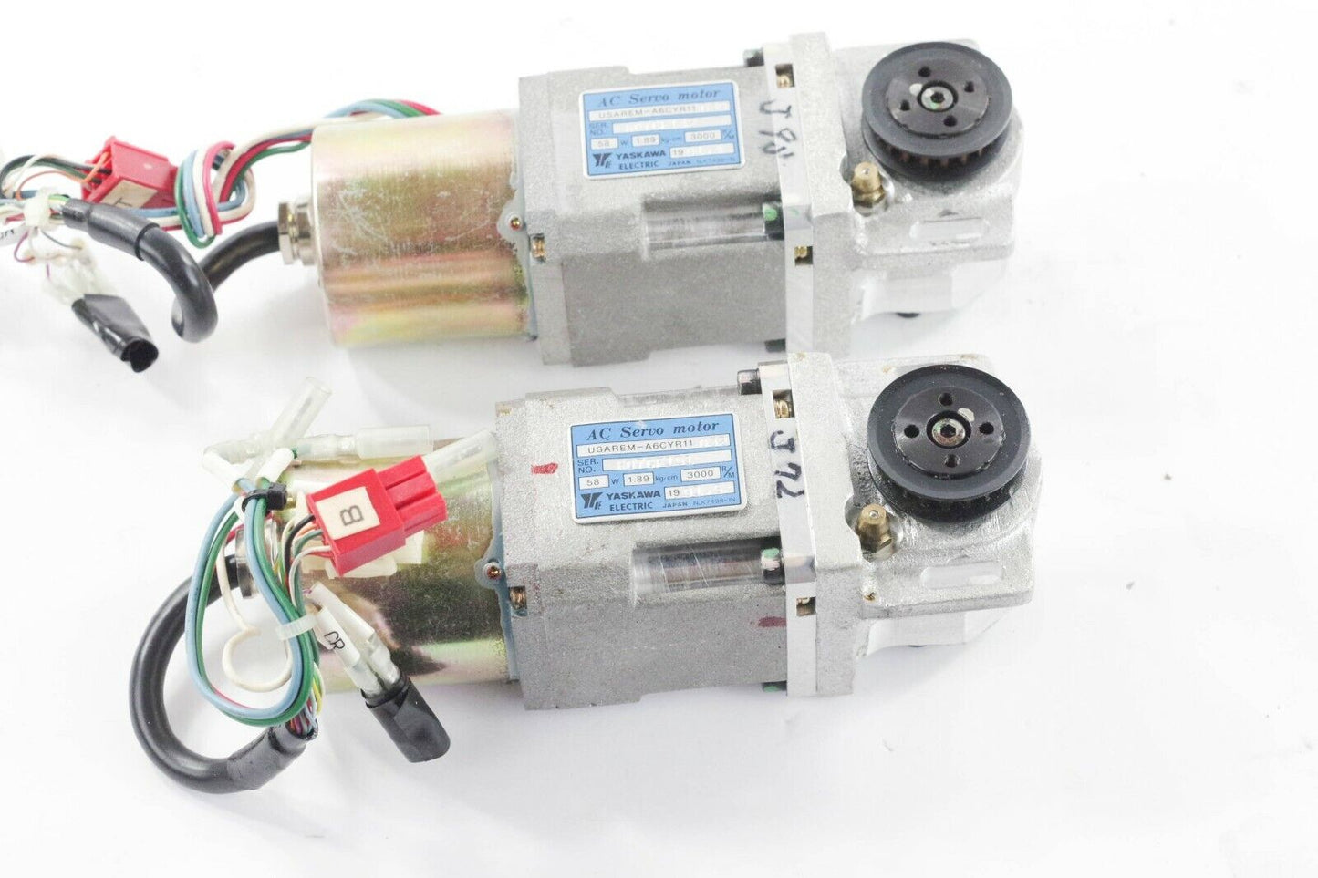 Yaskawa USAREM-A6CYR11 AC Servo Motor, 58W, 3000 R/M With Gear Head