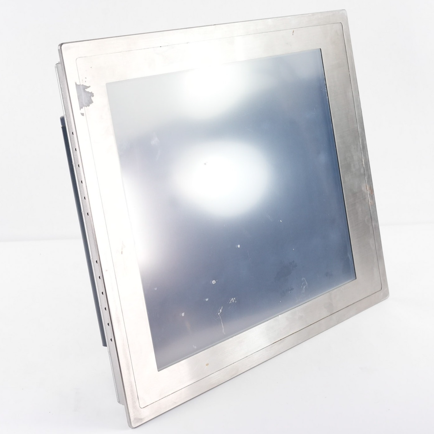 Allen Bradley 6181P-17C2HW71AC /F 17" Industrial Display Computer - For Parts