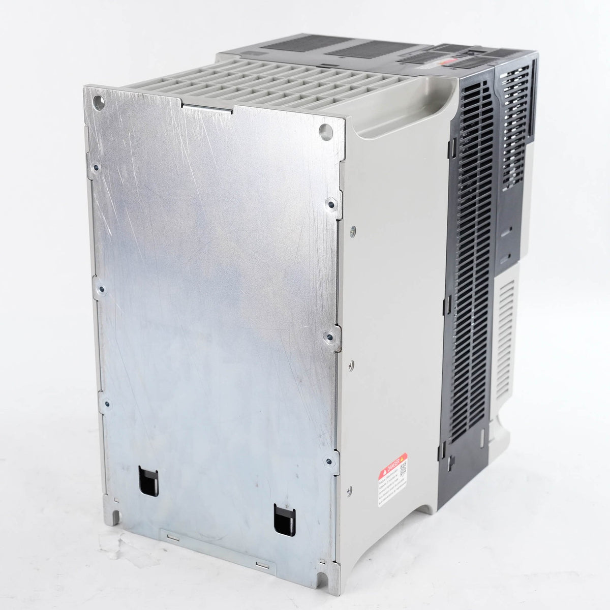 Allen Bradley 25B-D037N114 PowerFlex 525 AC Drive 480V 3PH 25HP 18.5kW 37A NEMA