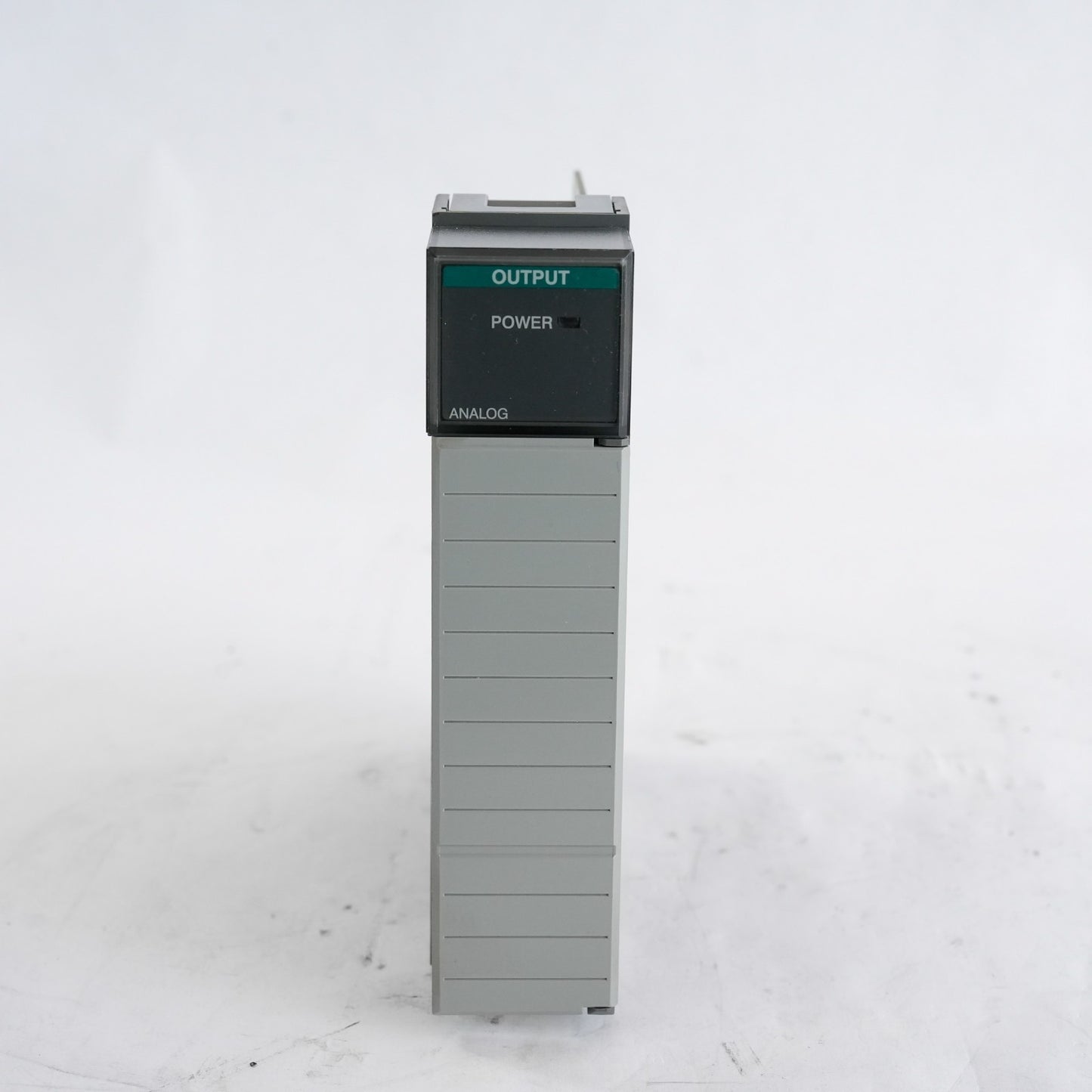Allen Bradley 1746-NO4I Ser A SLC 500 Analog Output Module 1746NO4I