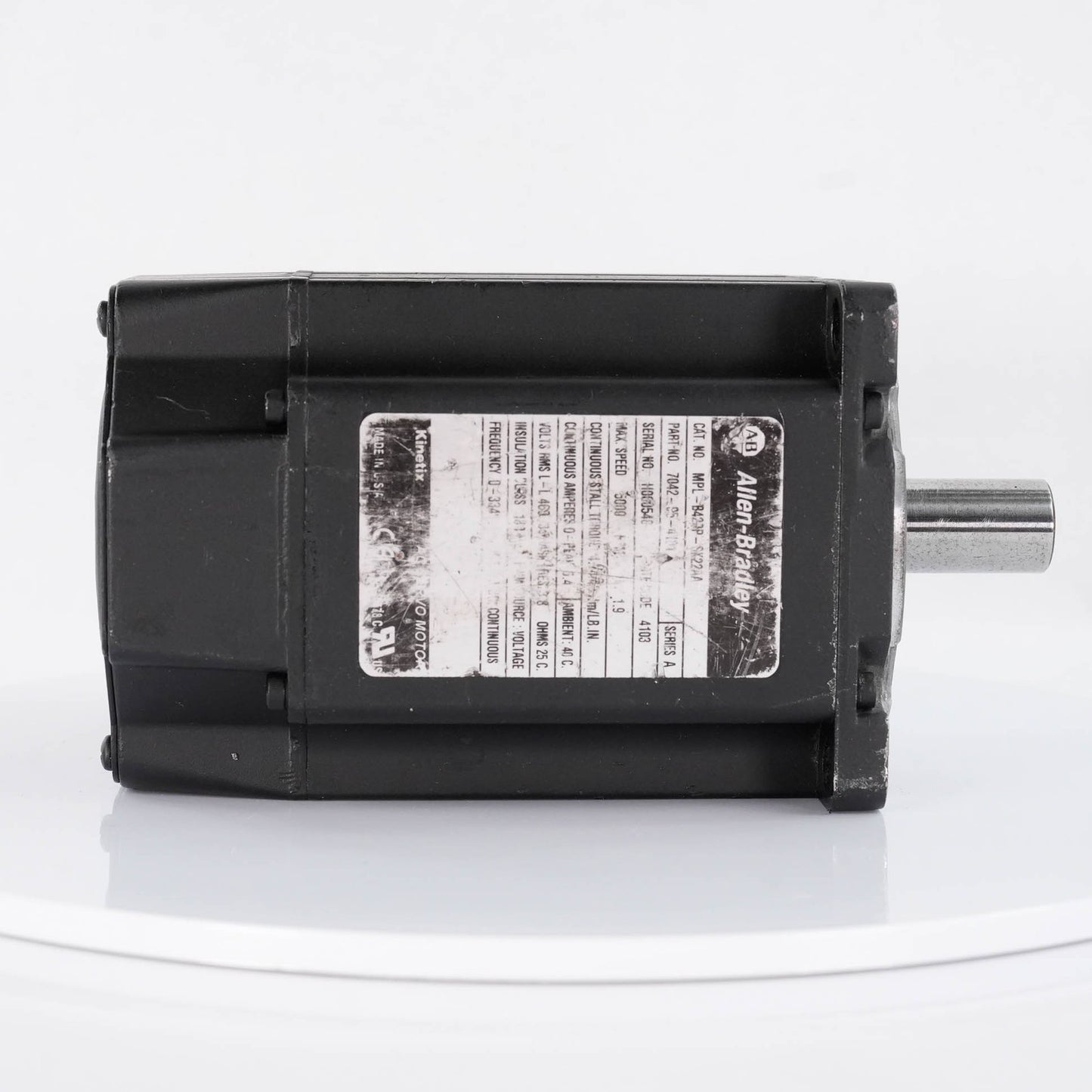 Allen Bradley MPL-B420P-SK22AA Servo Motor 460V 5000RPM 1.6kW