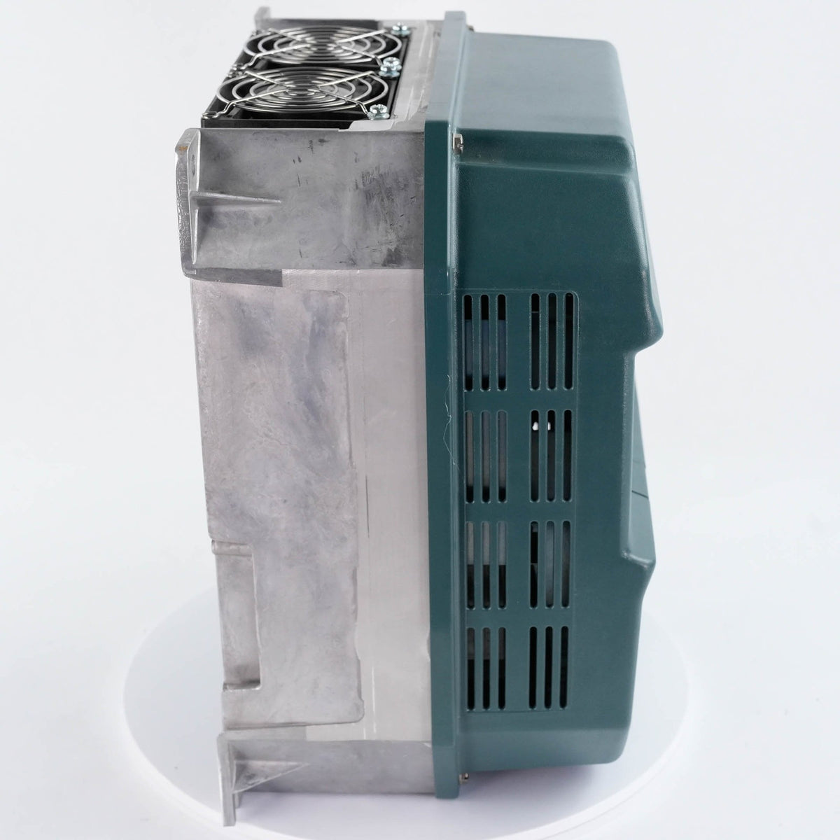 Reliance Electric GV3000/SE AC Drive 230V 3Ph GV3000SE GV3000-SE 7.5hp 7V4160