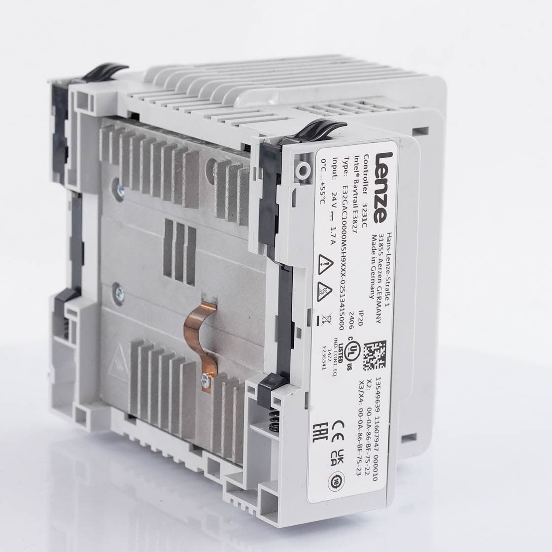 Lenze E32GAC10000M5H9XXX-02S13415000 E3827 Controller 3200C PLC
