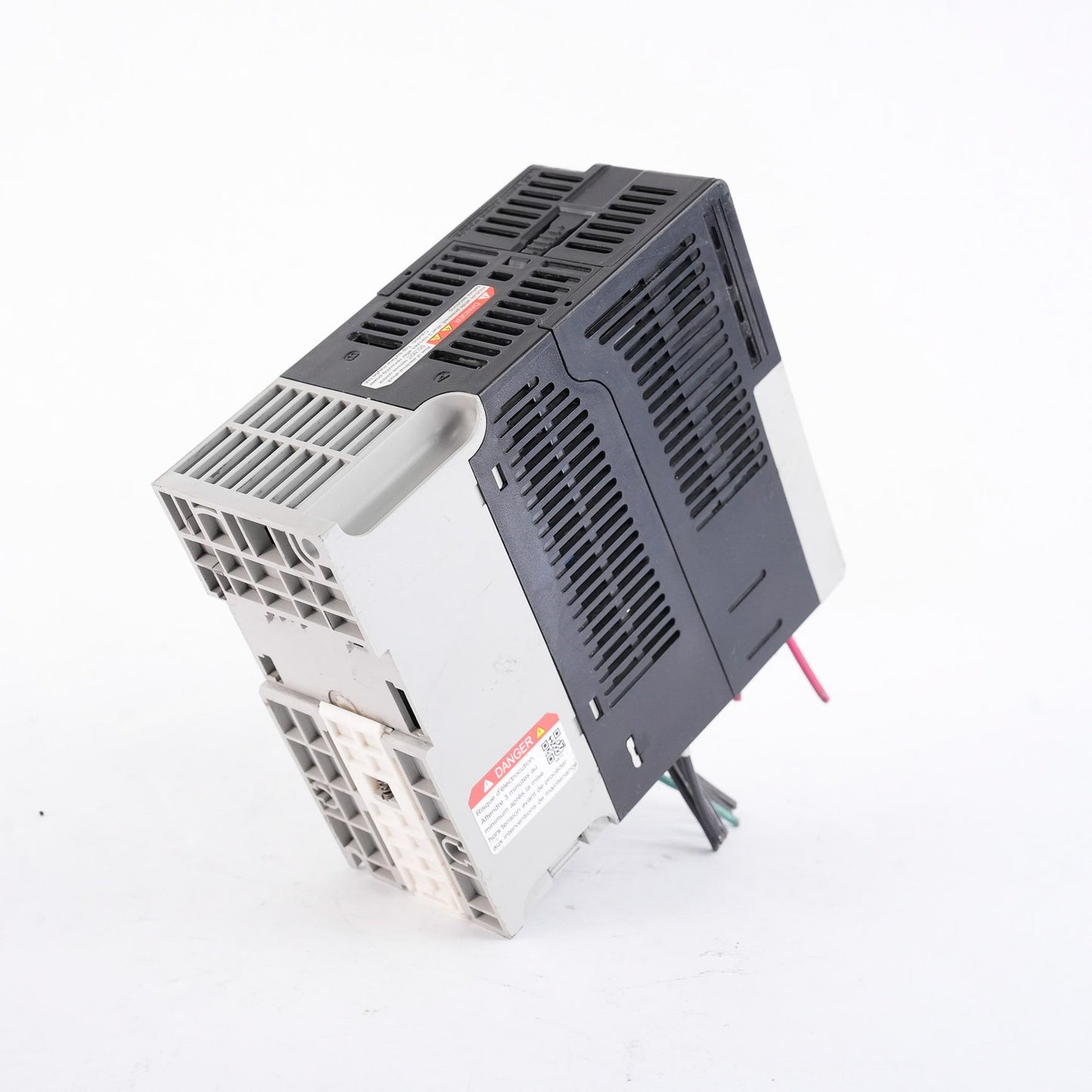 Allen Bradley 25A-D4P0N104 /B PowerFlex 523 AC Drive 480V 3-Phase 25AD4P0N104