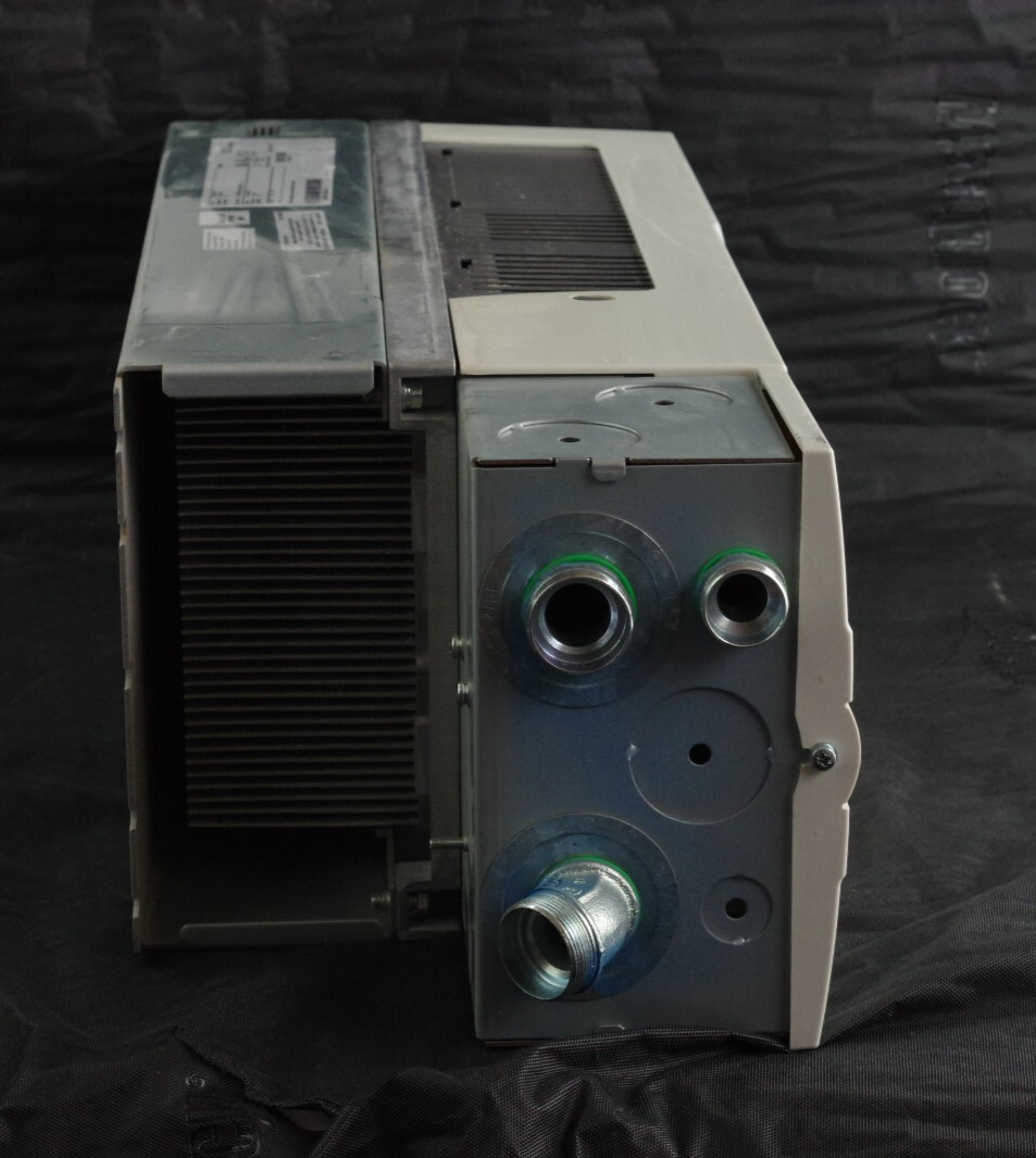 ABB ACH550-UH-031A-4 AC Drive ACH550 20HP 3-Phase 20Hp 15kW 31A